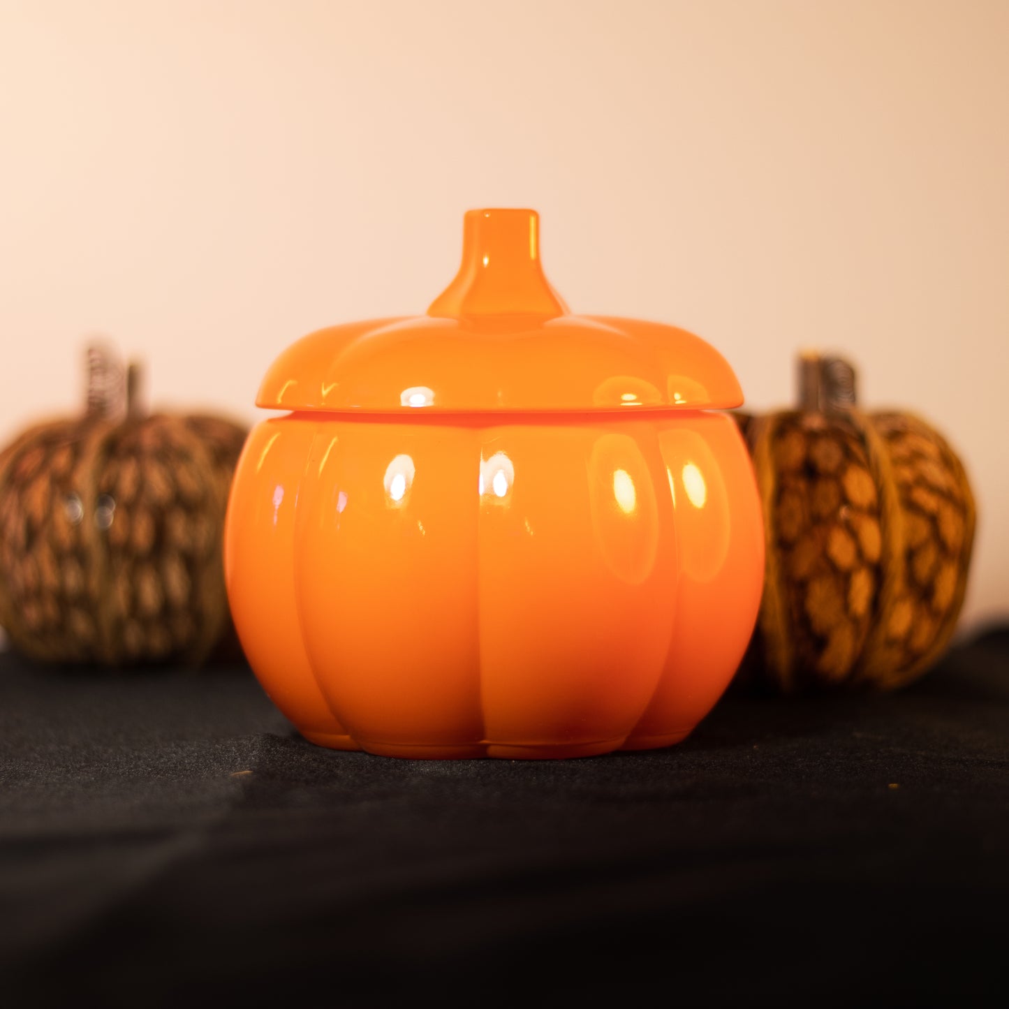 Halloweentown 14 oz Pumpkin Candle